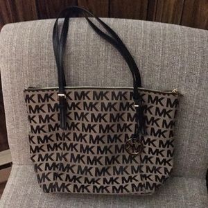 Mk purse